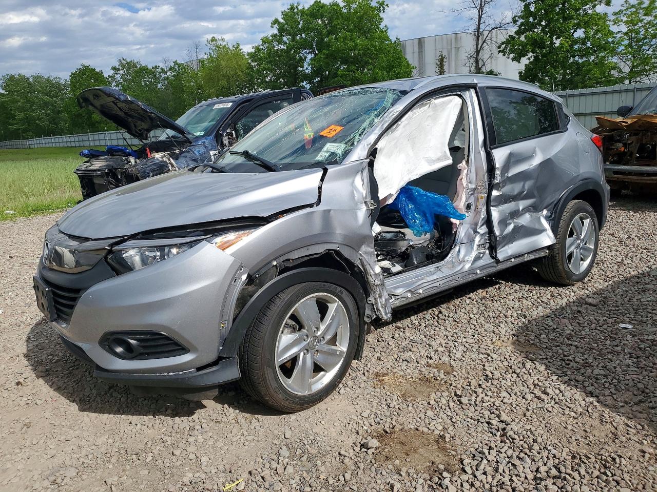Salvage Honda HR-V Image