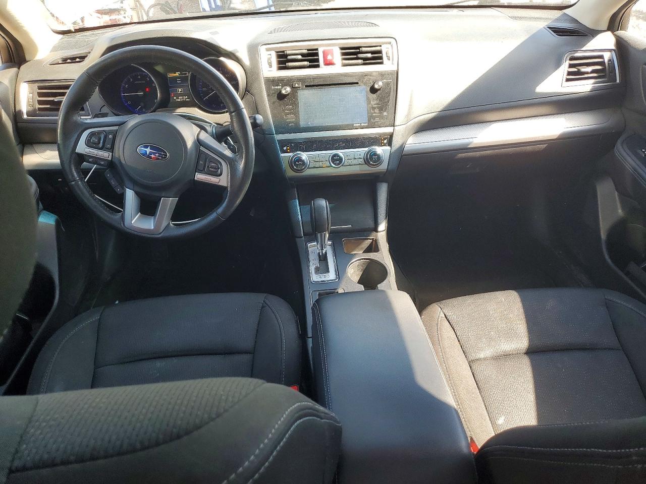 Subaru Legacy 2.5i Premium