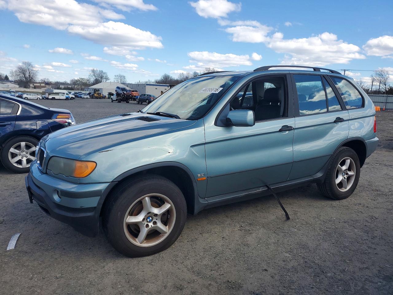 Salvage BMW X Series Image