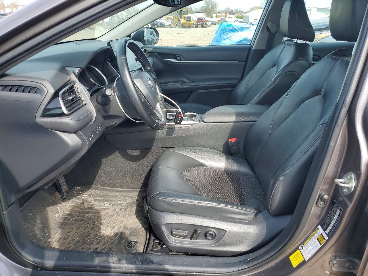 Toyota Camry Xle