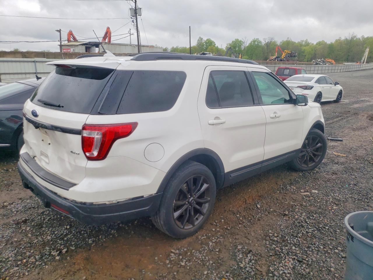 Ford Explorer Xlt