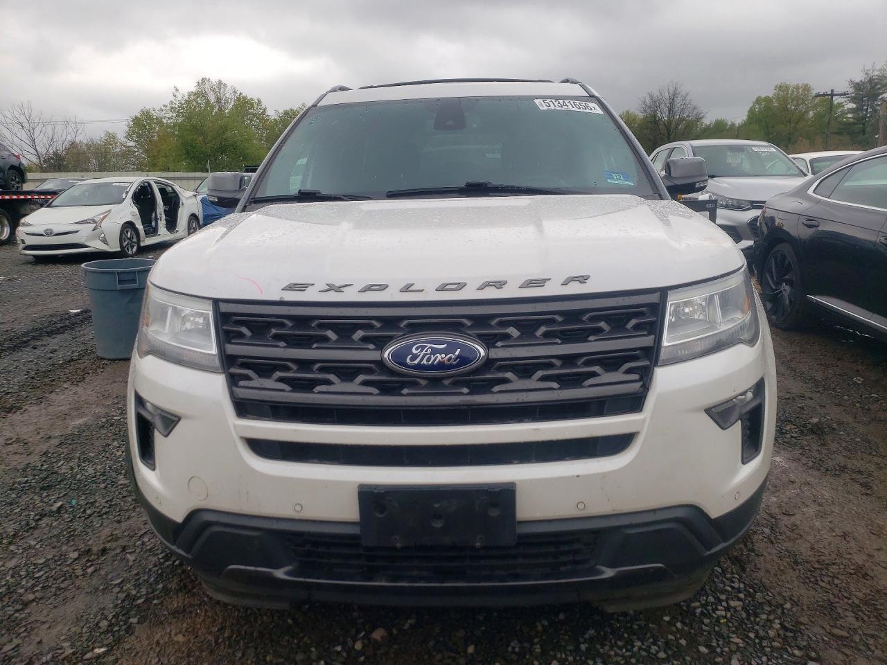 Ford Explorer Xlt