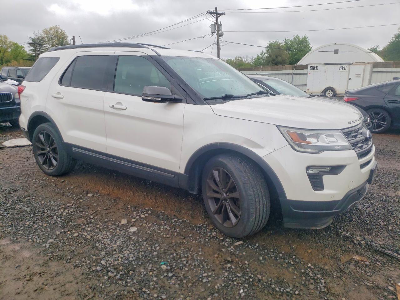 Ford Explorer Xlt