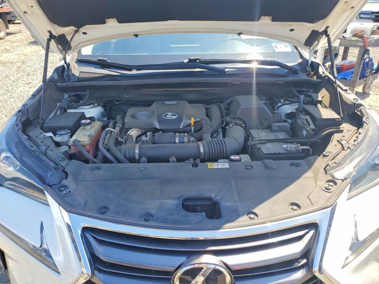 Lexus NX Base
