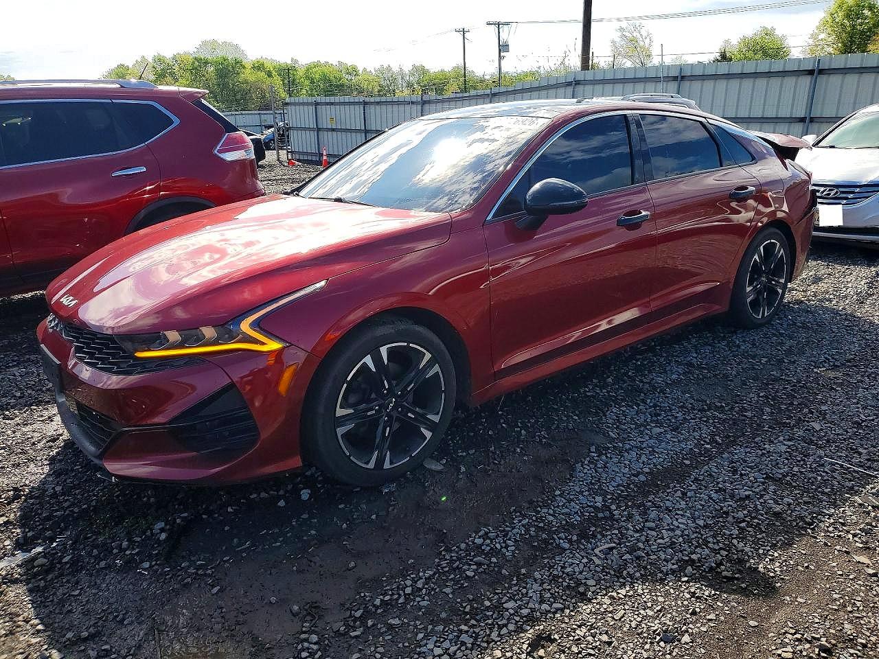Salvage Kia K5 Image