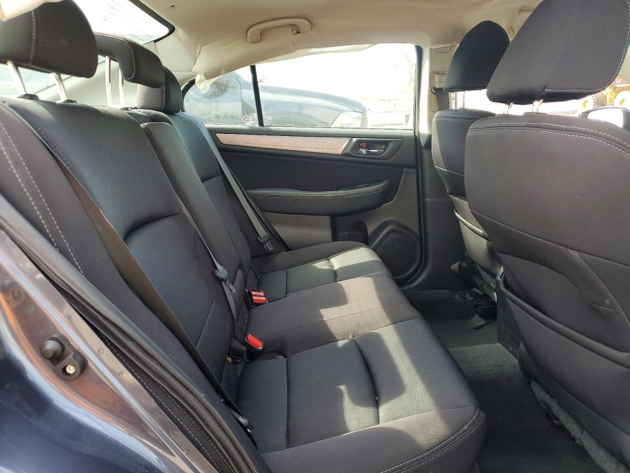 Subaru Legacy 2.5i Premium