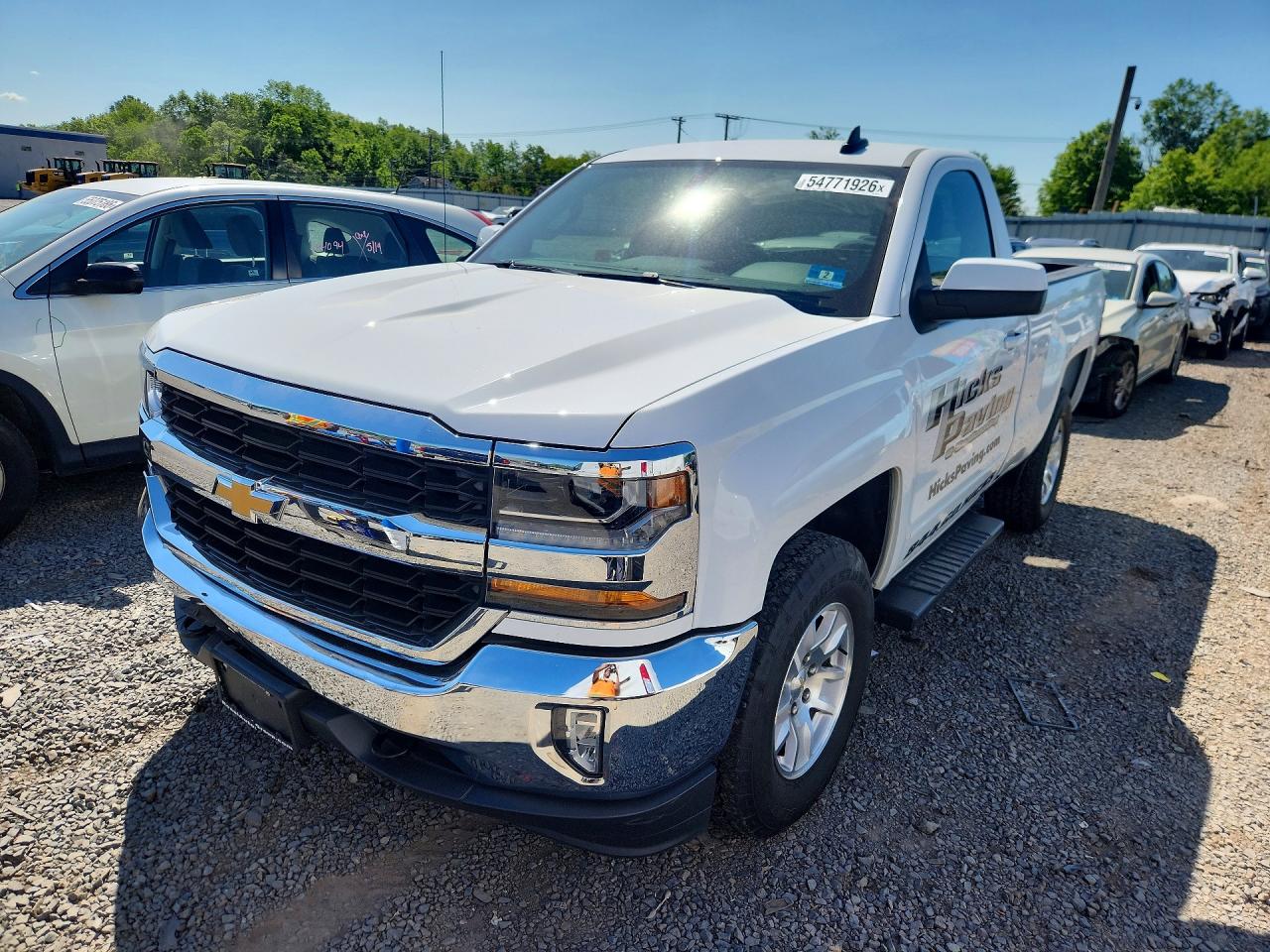 Salvage Chevrolet Silverado Image