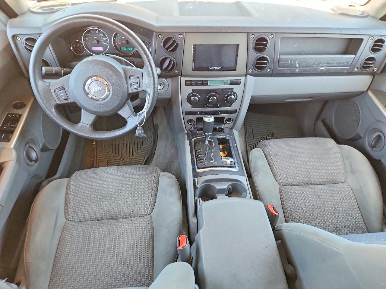 Jeep Commander