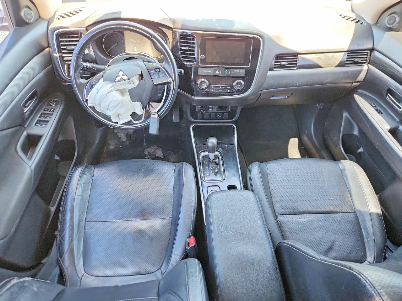 Mitsubishi Outlander Se