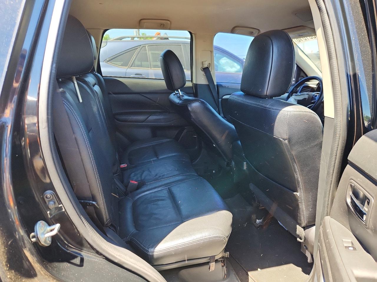 Mitsubishi Outlander Se