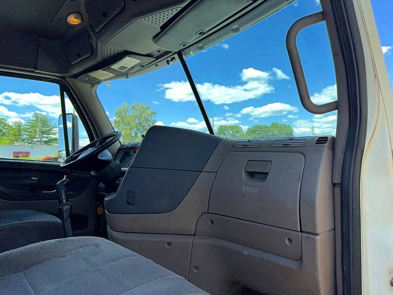 Freightliner Cascadia 125