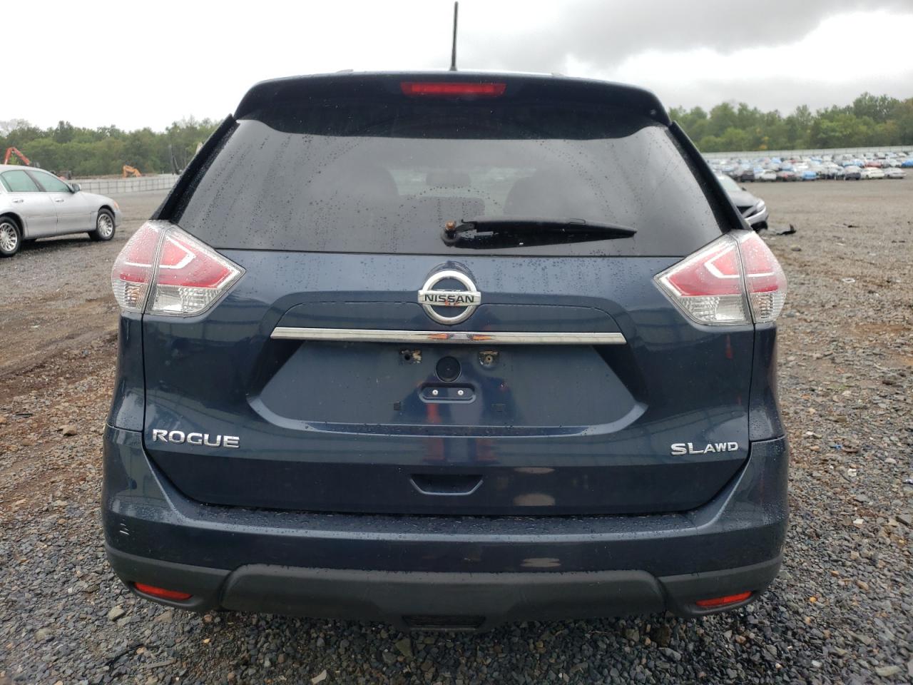 Nissan Rogue S