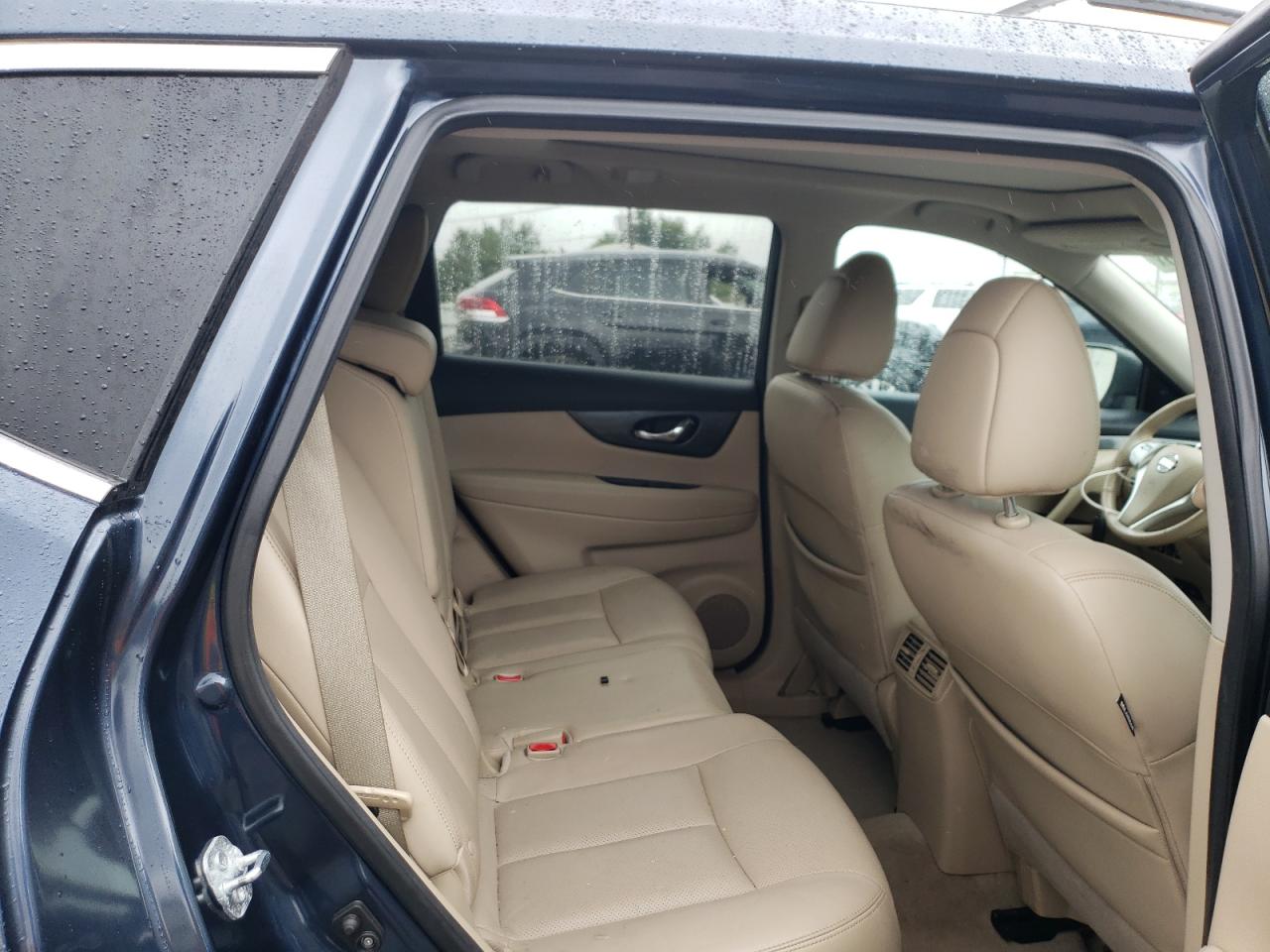 Nissan Rogue S