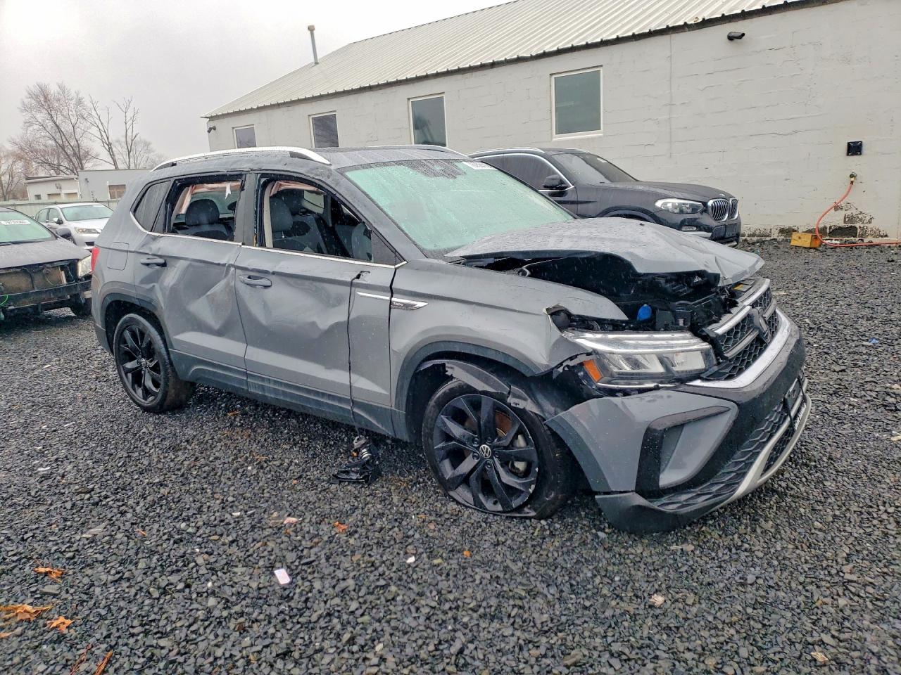 Volkswagen Taos Se Iq Drive