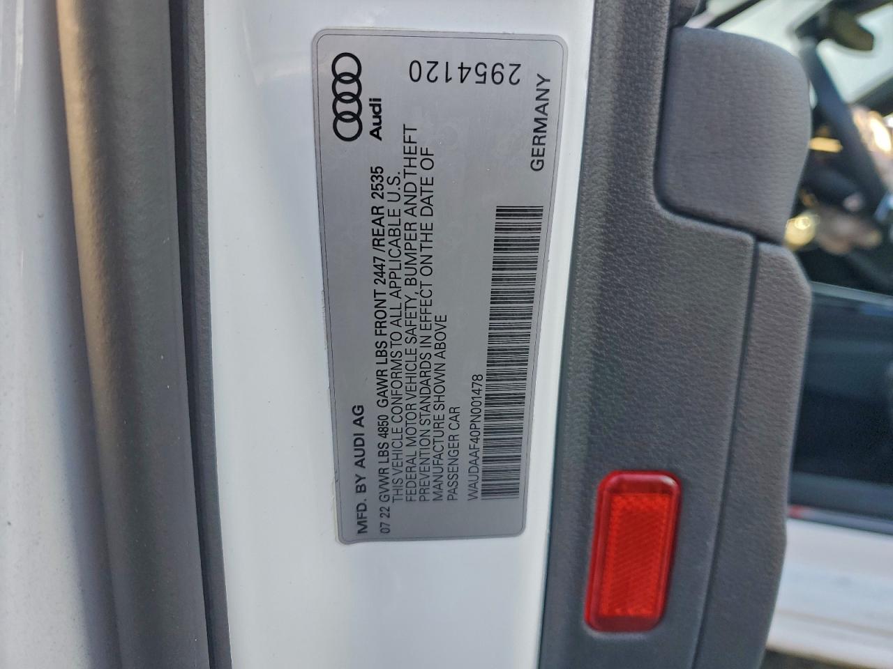 Audi A4 Premium 45