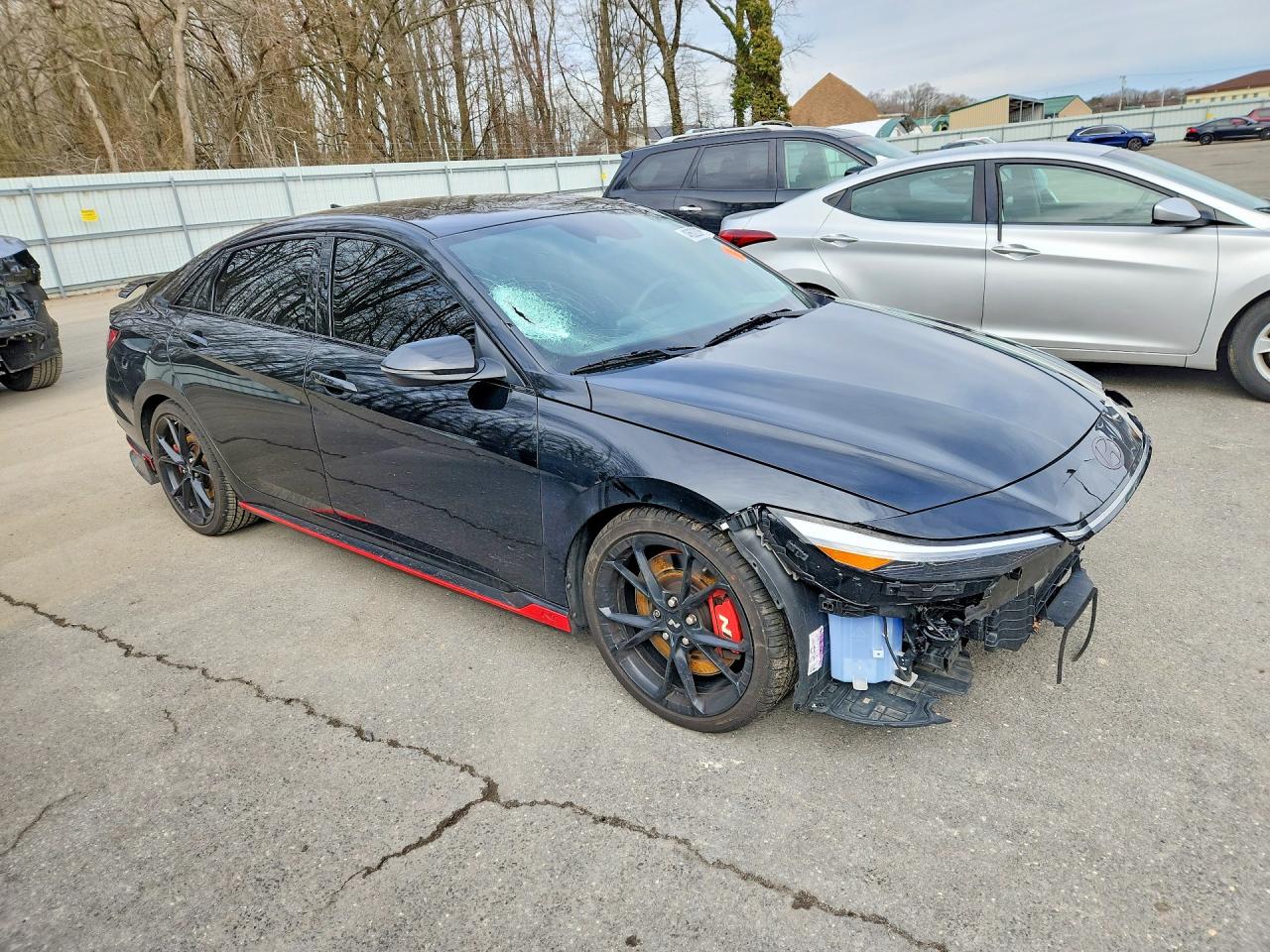 Hyundai ELANTRA Base