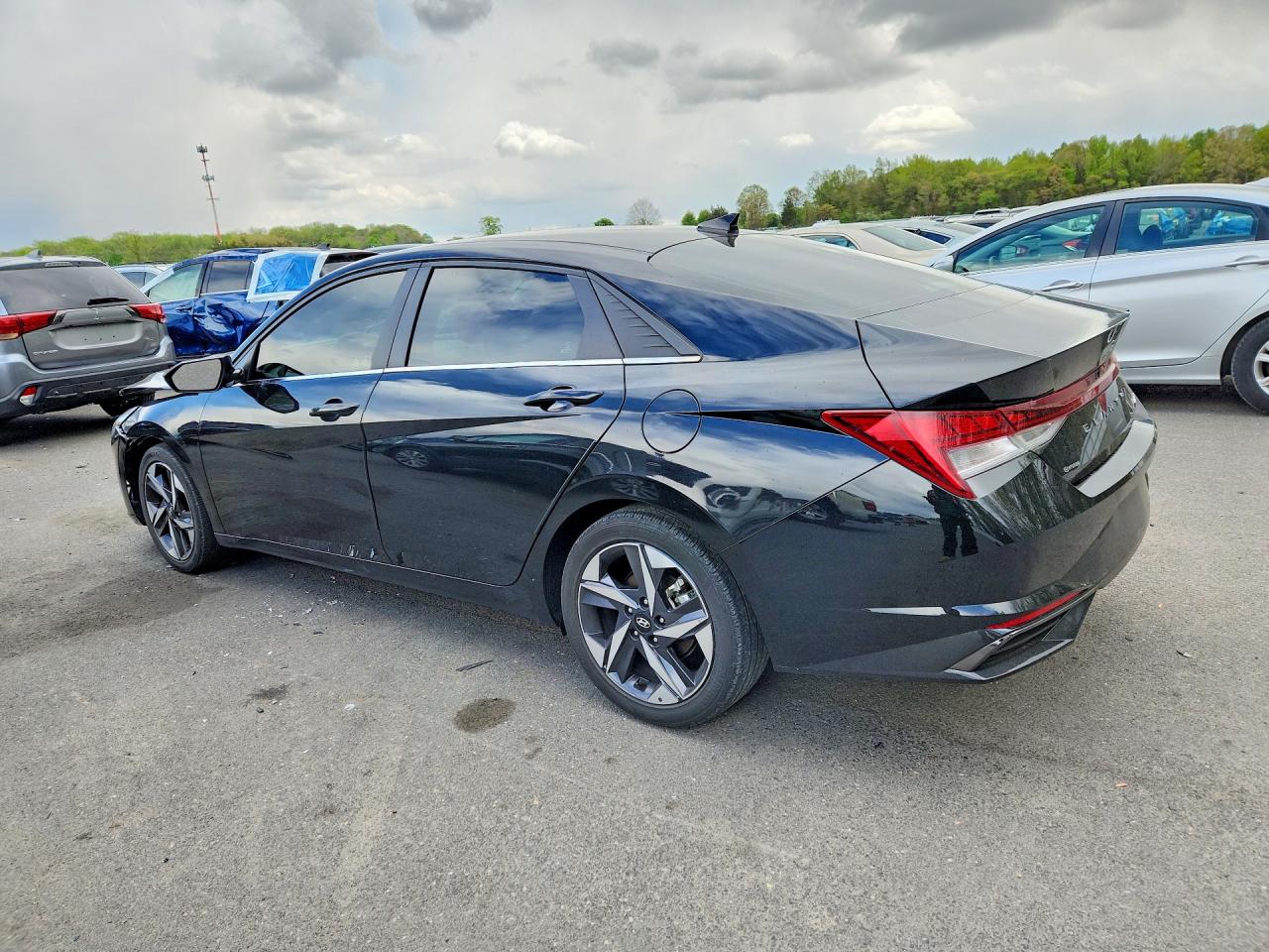 Hyundai ELANTRA Limited