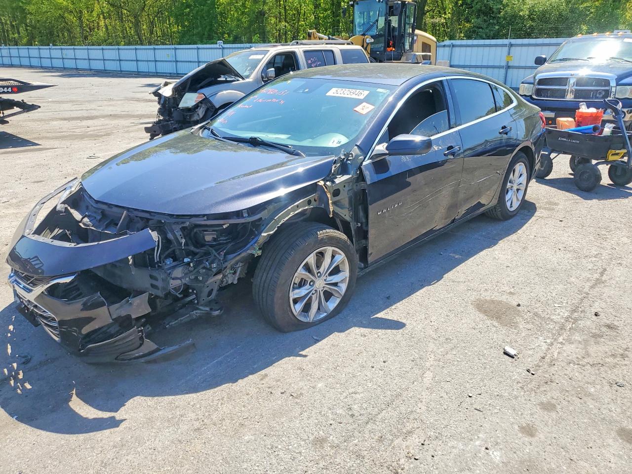 Salvage Chevrolet Malibu Image