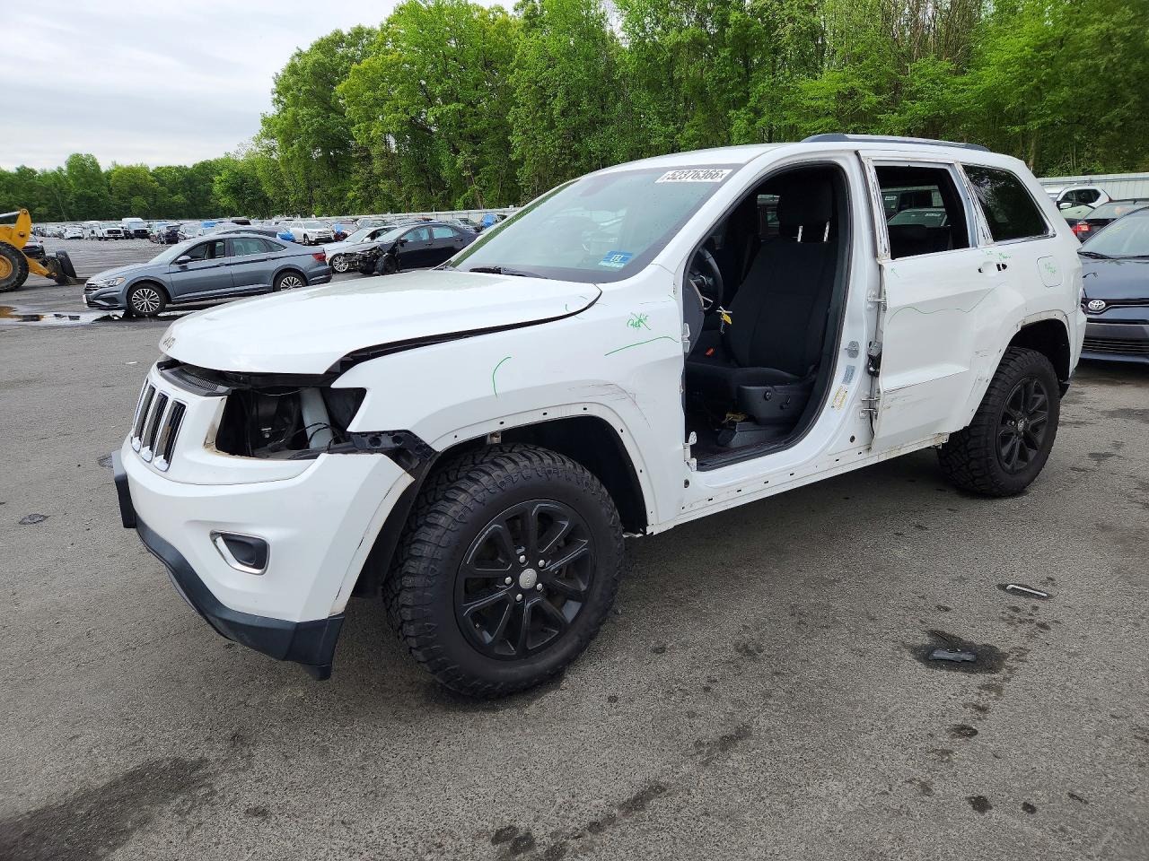 Salvage Jeep Cherokee Image