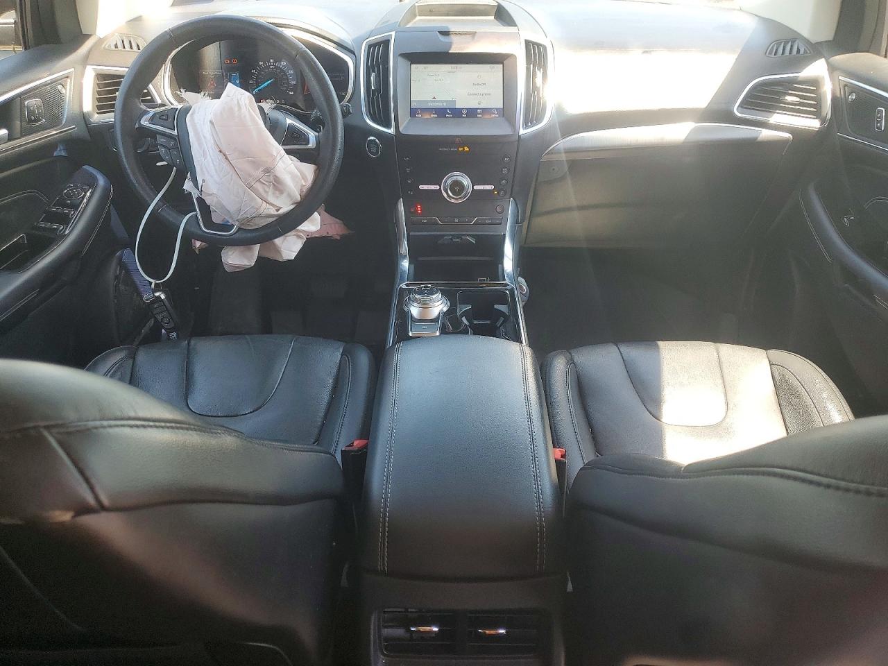 Ford Edge Titanium