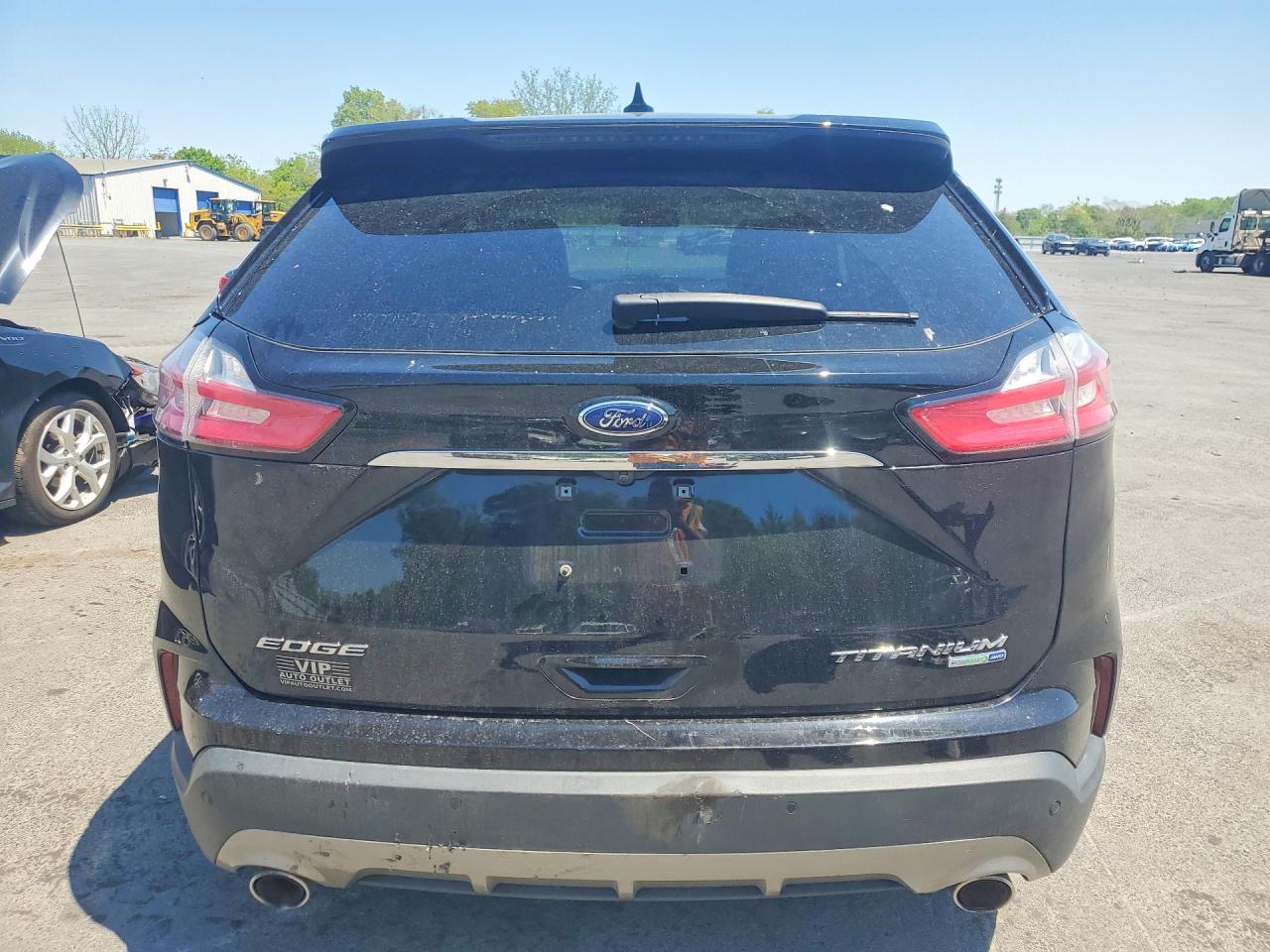 Ford Edge Titanium