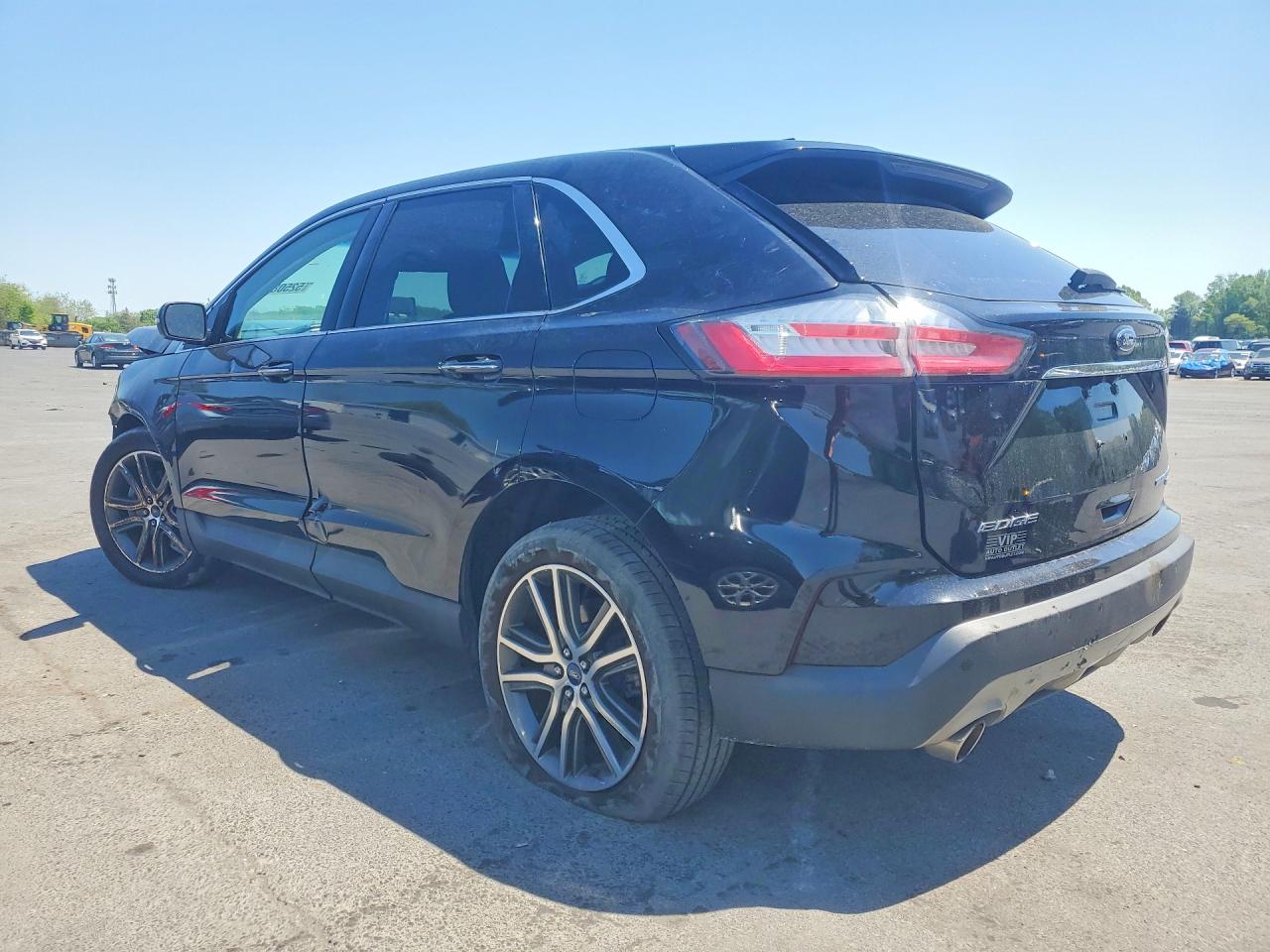 Ford Edge Titanium