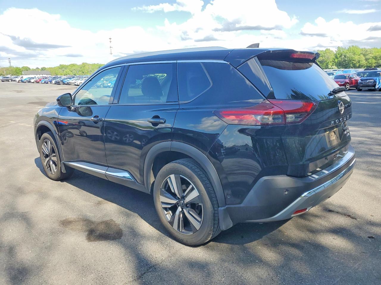 Nissan Rogue Platinum