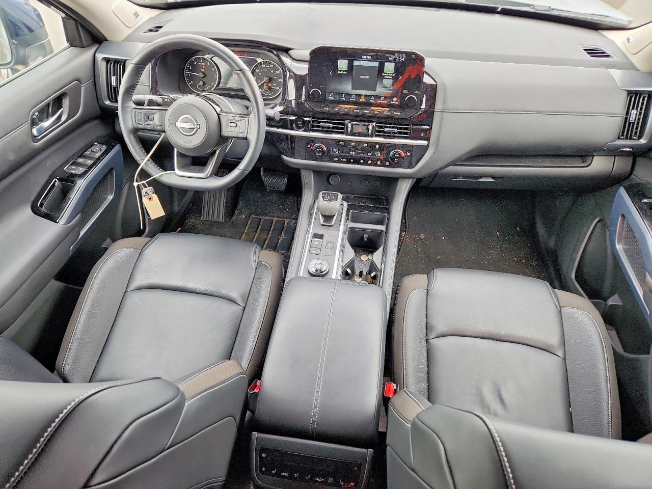 Nissan Pathfinder Sl