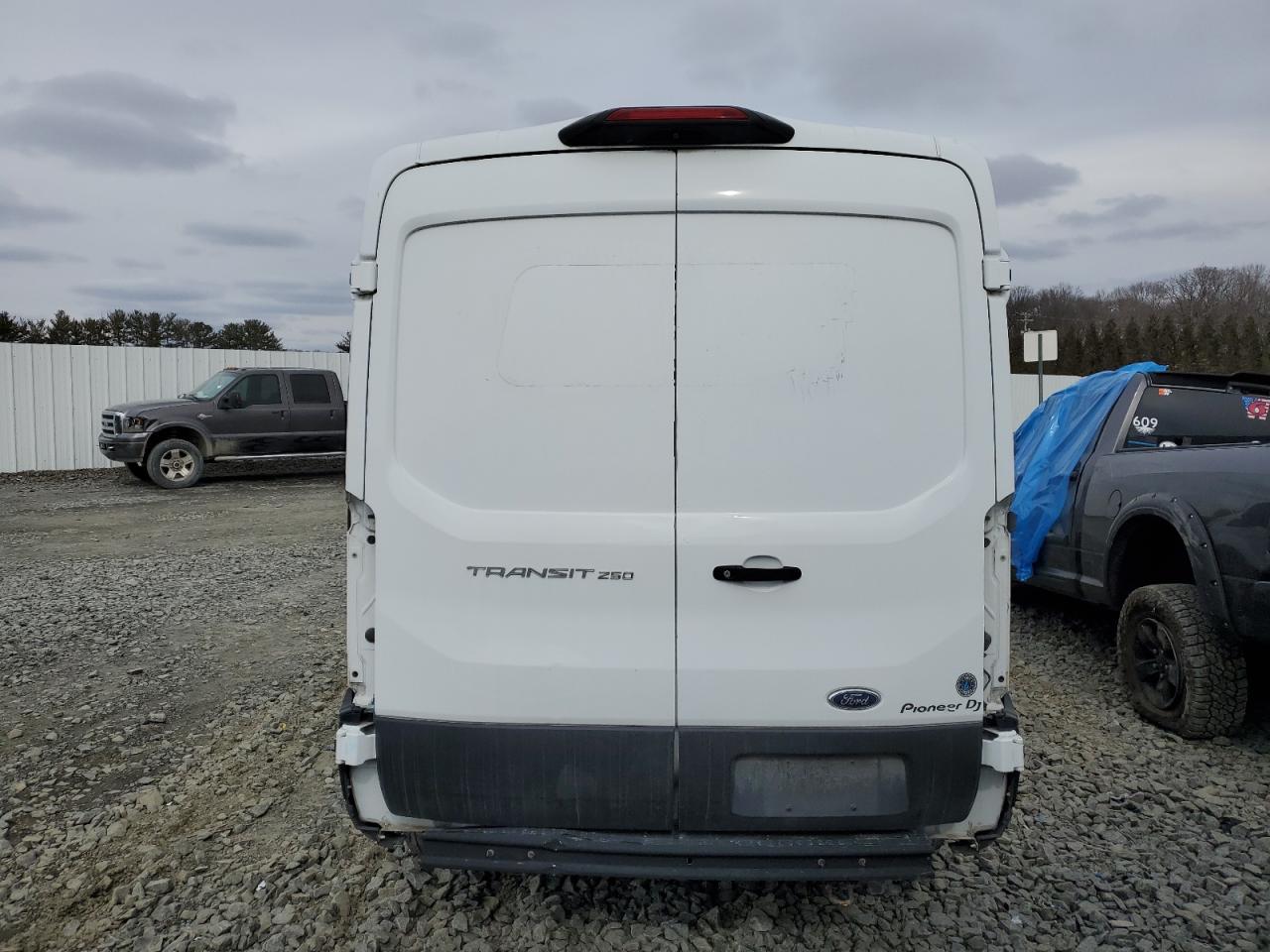 Ford Transit T-250