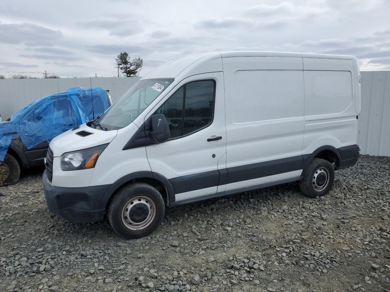 Salvage Ford Transit Image