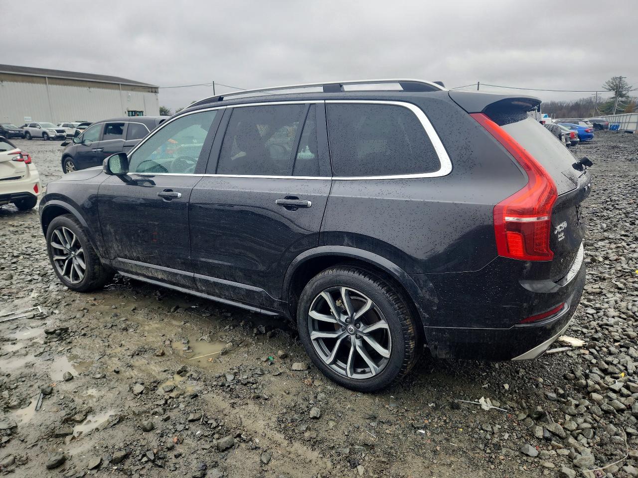 Volvo XC90 T6