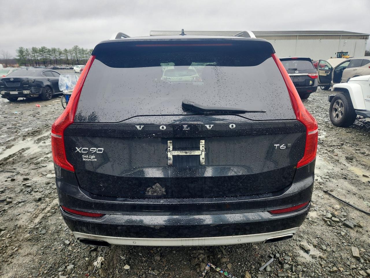 Volvo XC90 T6