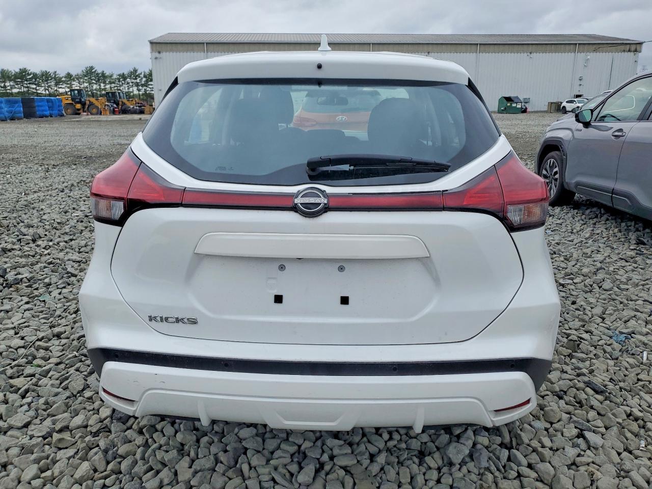 Nissan Kicks S
