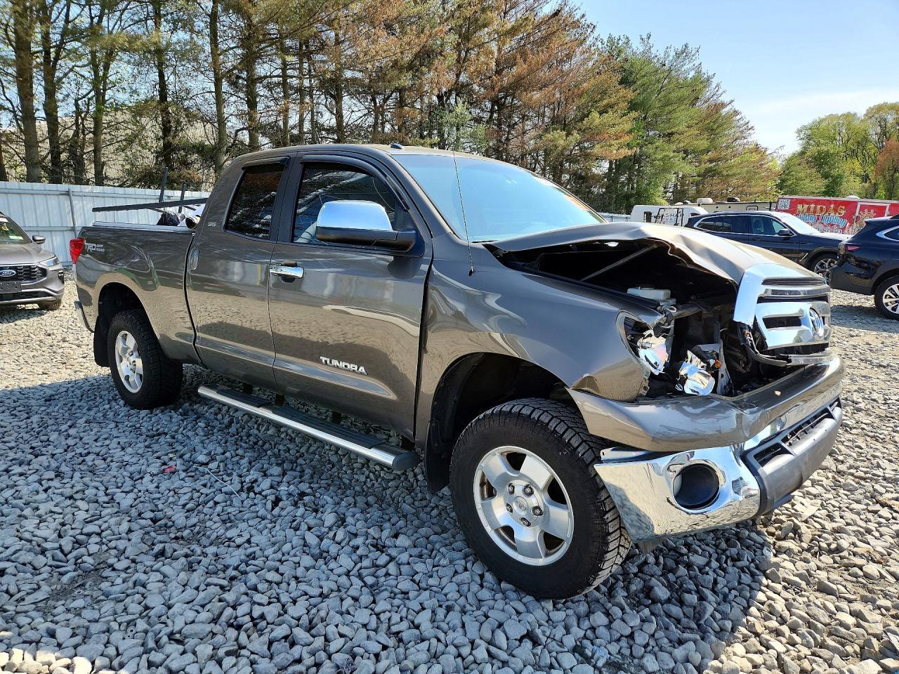 Toyota Tundra Double Cab Sr5
