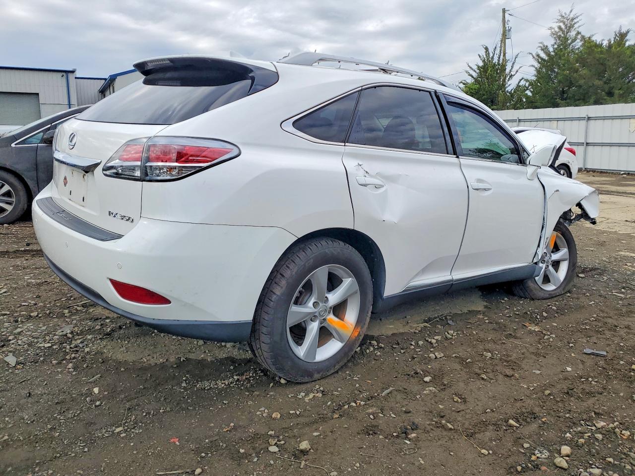 Lexus RX Base