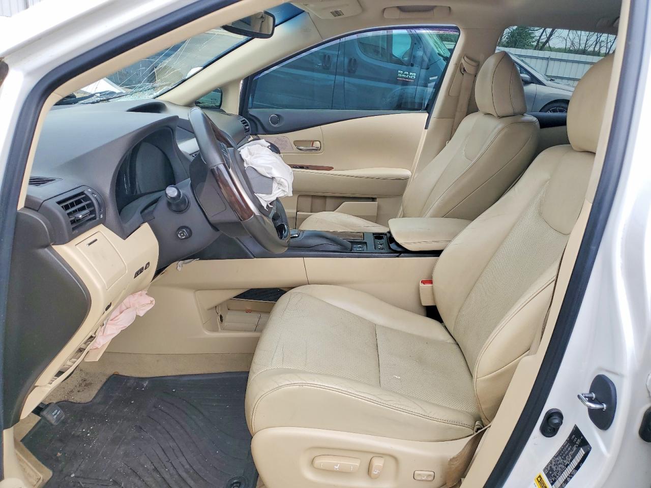 Lexus RX Base