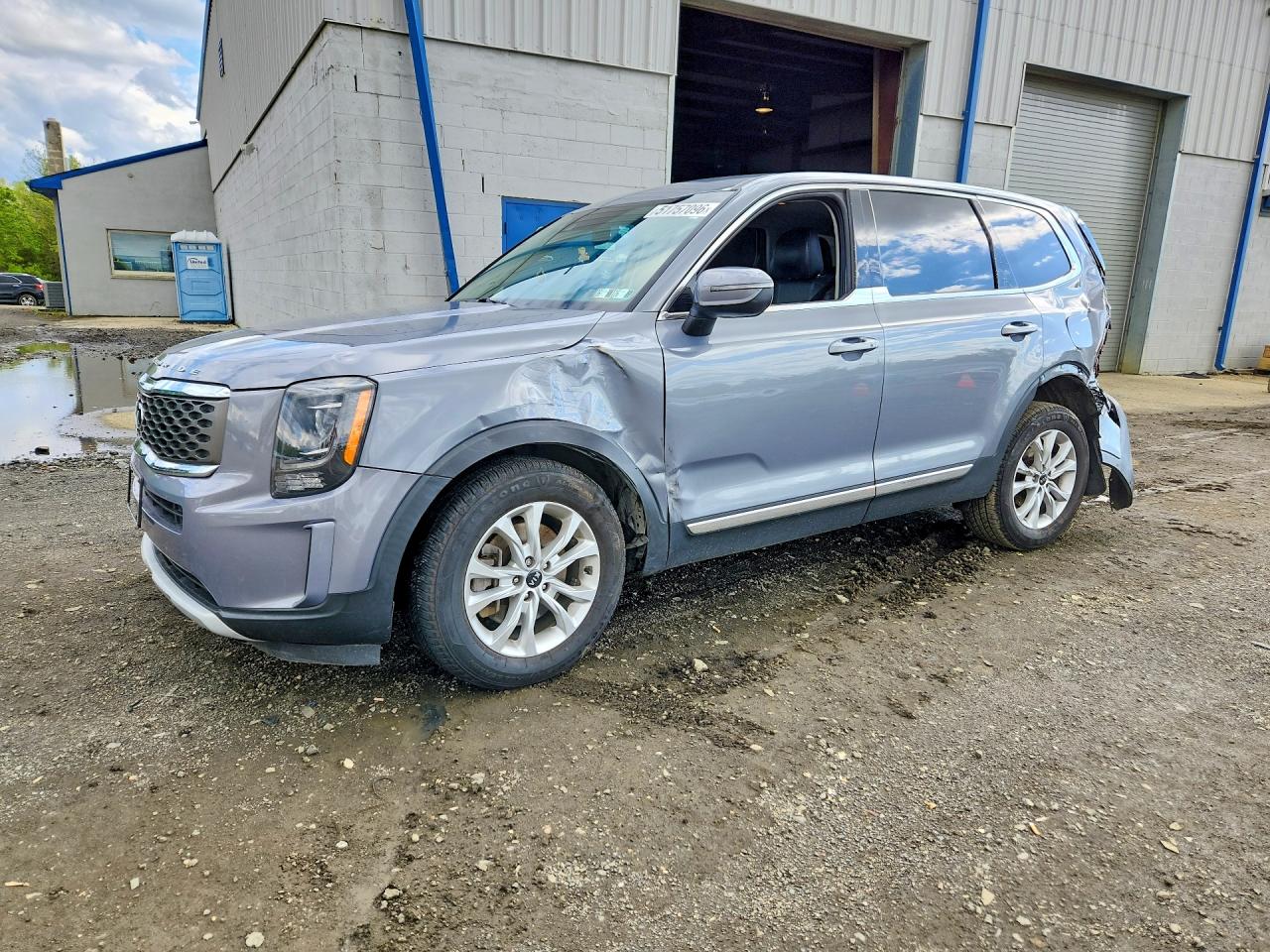 Salvage Kia Telluride Image