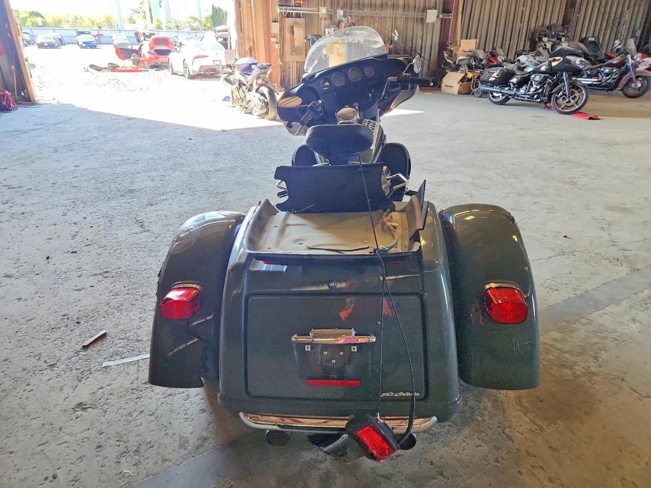 Harley-Davidson Fl