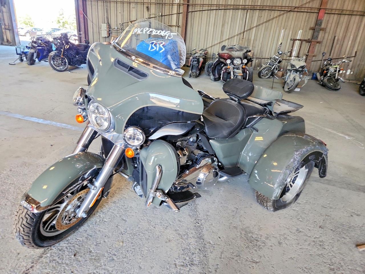Harley-Davidson Fl