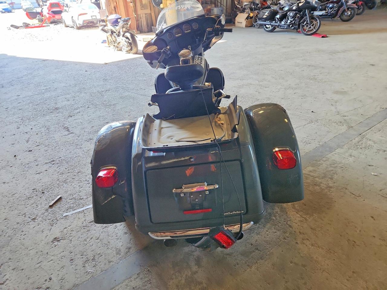 Harley-Davidson Fl