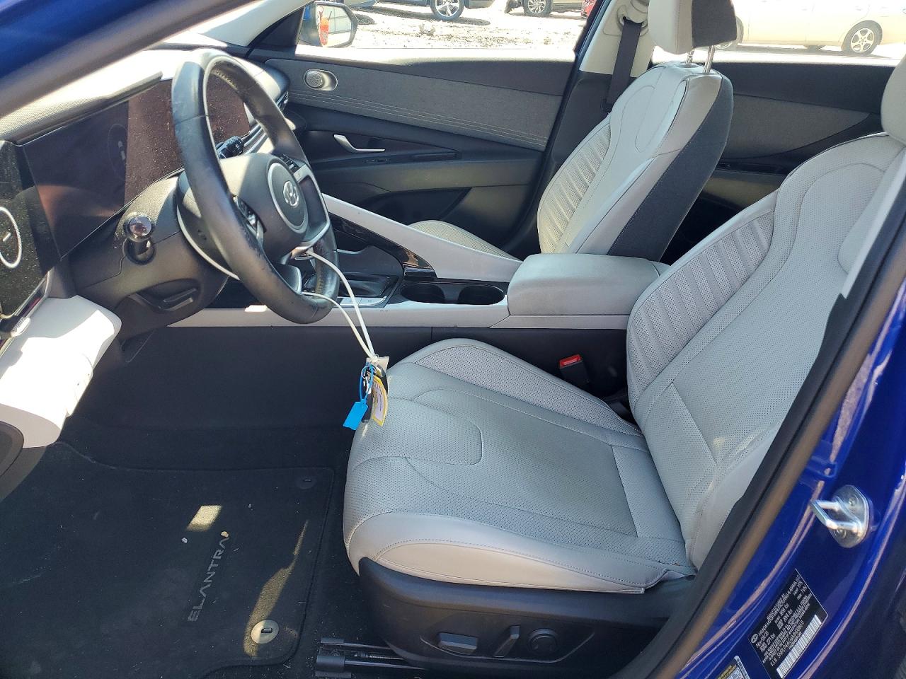 Hyundai ELANTRA Limited