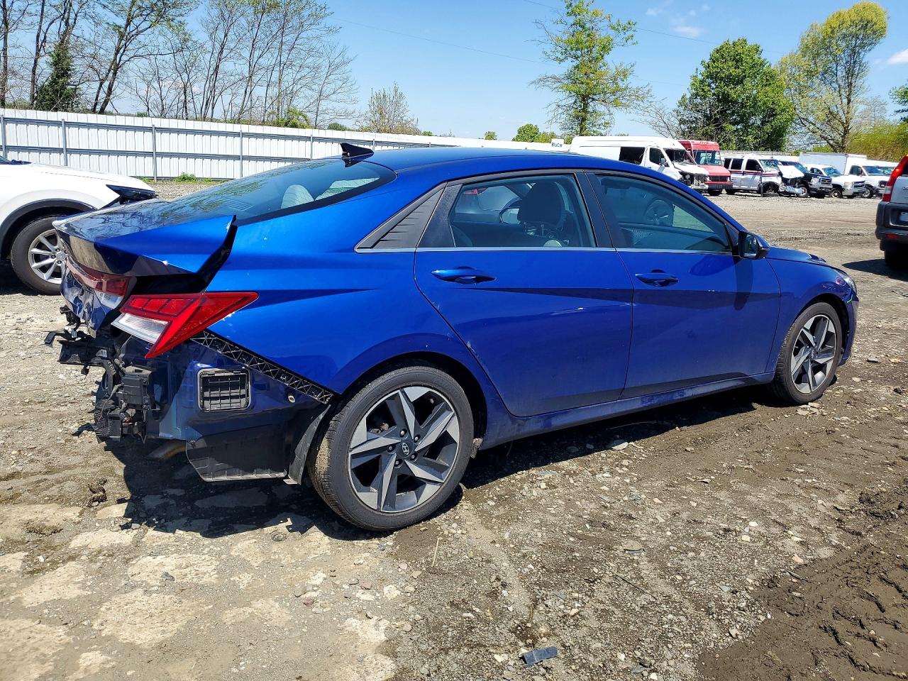 Hyundai ELANTRA Limited