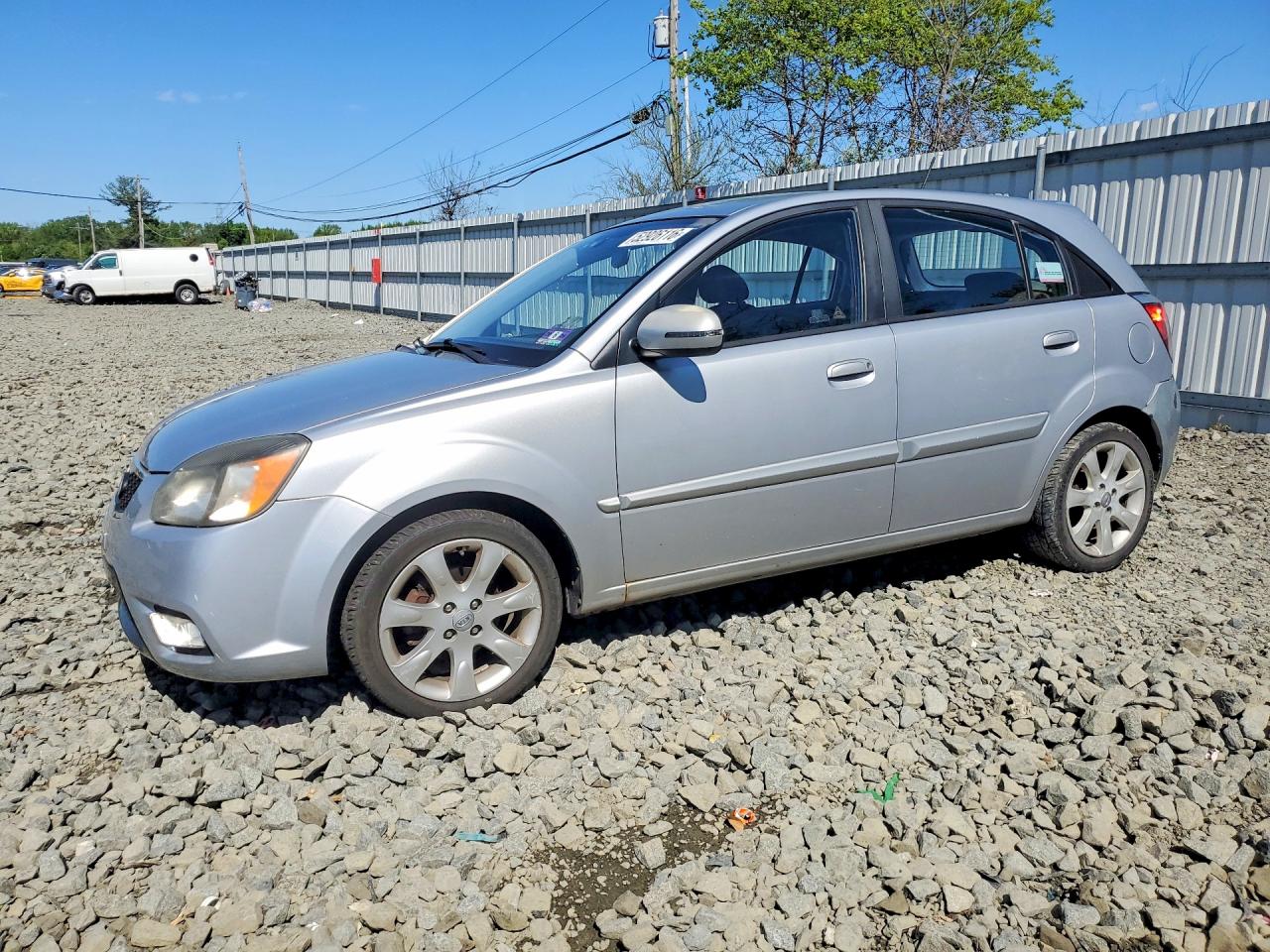 Salvage Kia Rio Image