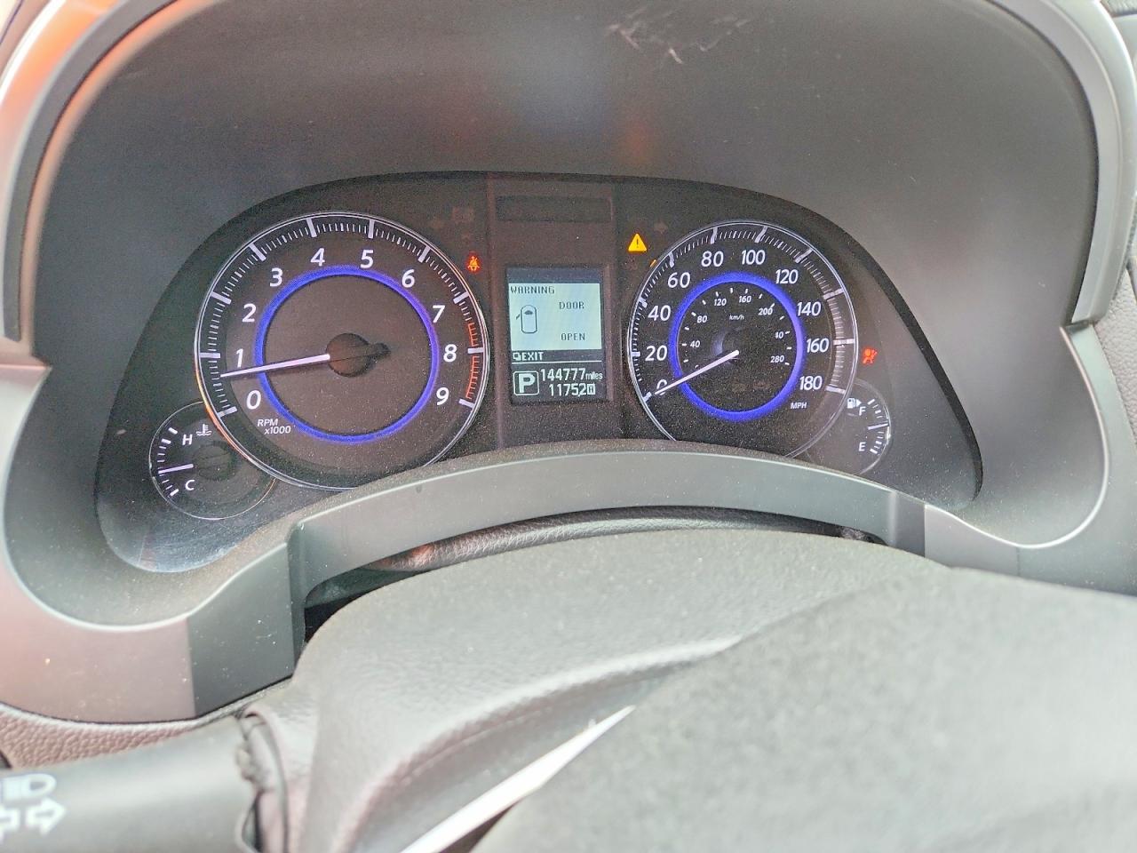 INFINITI Qx Base