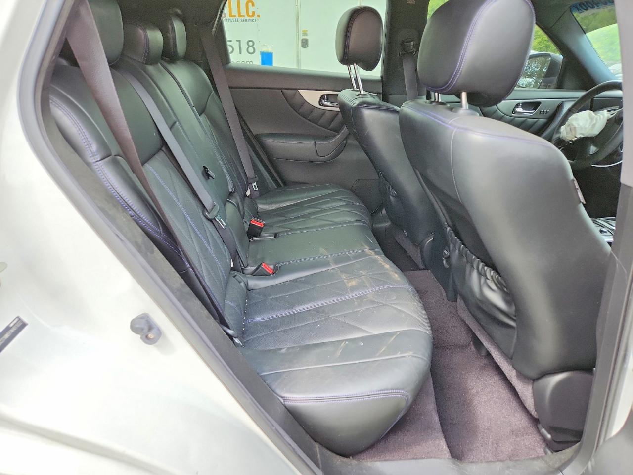 INFINITI Qx Base