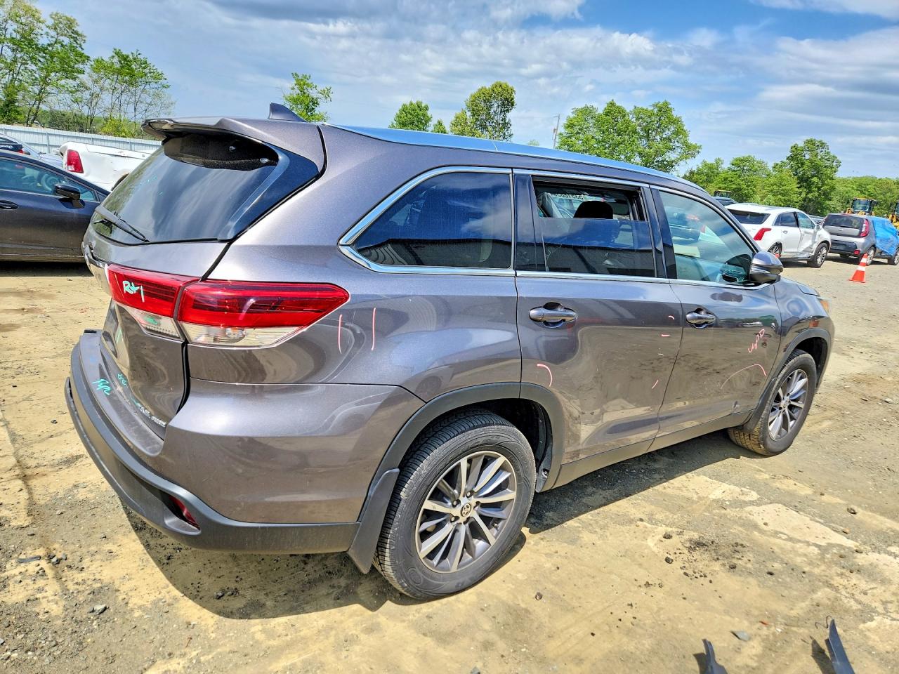 Toyota Highlander Xle