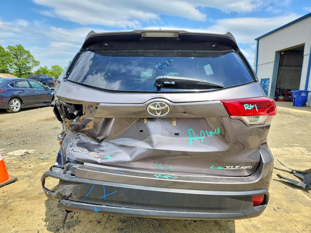 Toyota Highlander Xle