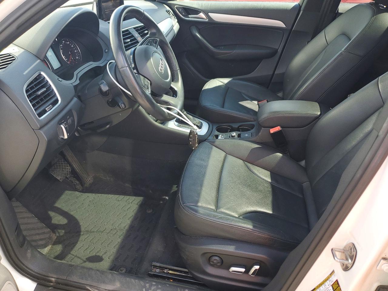 Audi Q3 Premium