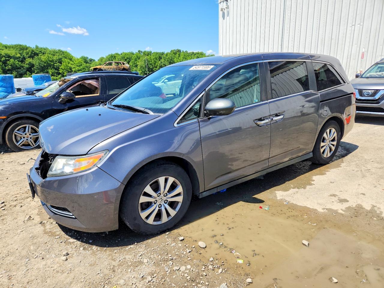 Salvage Honda Odyssey Image
