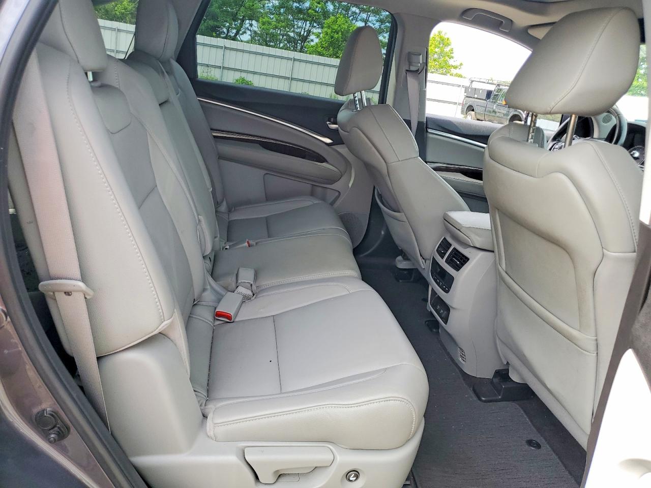 Acura MDX Technology